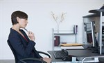 Unemployment falls to 2.5m 