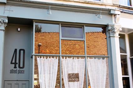 40-alfred-place-eat-drink-bars-pubs-original-1024x682