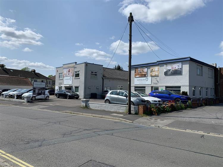 Office For Sale in Former Conquest Fitted Furniture Showroom, 5