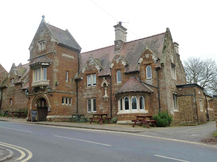 Hotel & Leisure Property For Sale in FINEDON,, NORTHANTS, NN9 5ND