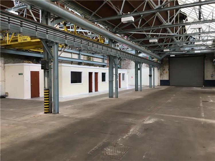 Warehouse To Let in Motherwell, ML1 2NT