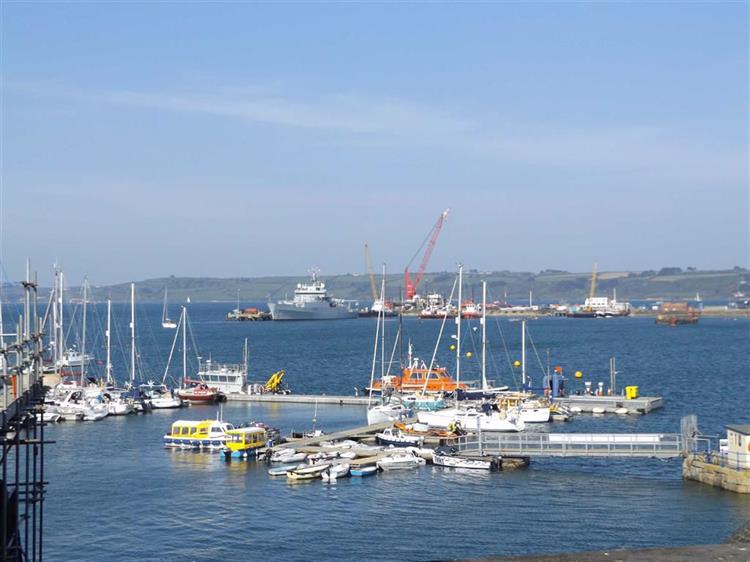 Retail Property For Sale in Arwenack Street, Falmouth, TR11 3JA