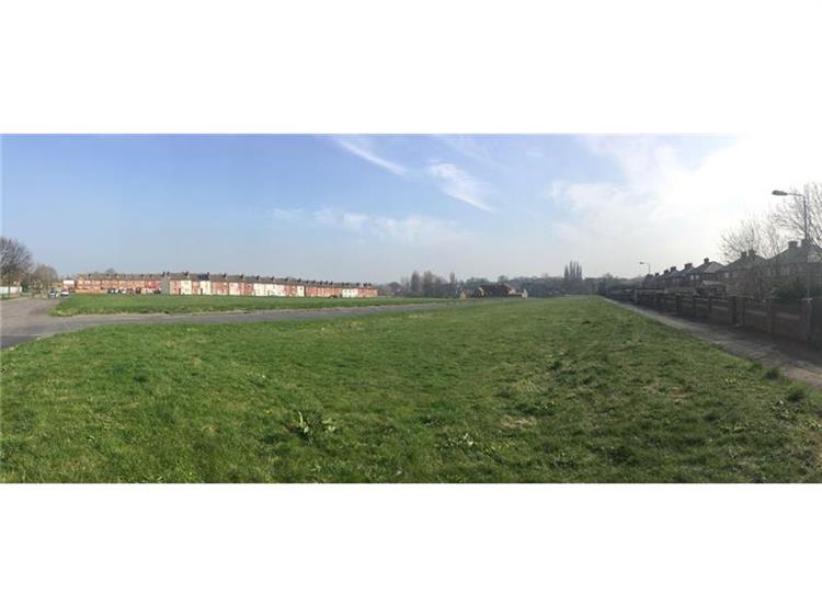 Industrial Property For Sale in Hemsworth, West Yorkshire, WF9 4QX