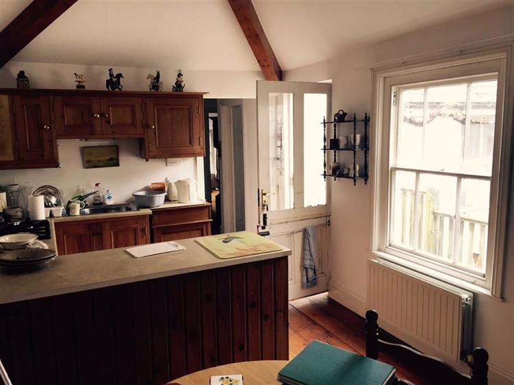 Residential Property For Sale in Church Street, Helston, TR13 8TG