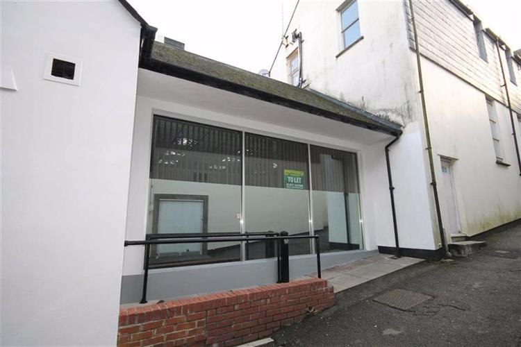 Residential Property To Let in Fore Street, Bodmin, PL31 2HT