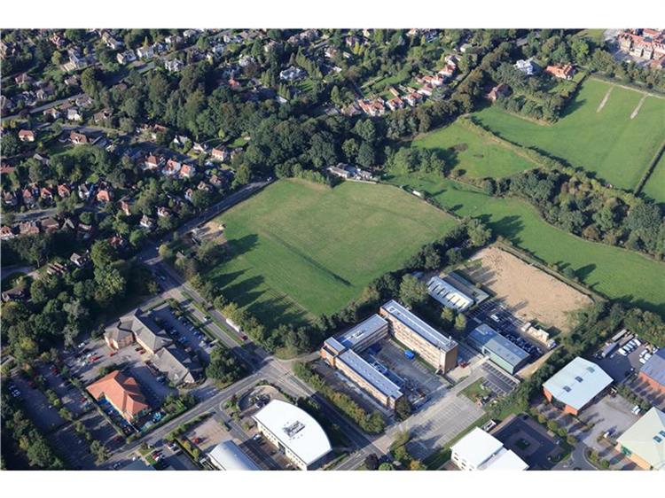 Residential Property For Sale in Hookstone Road, Harrogate, North