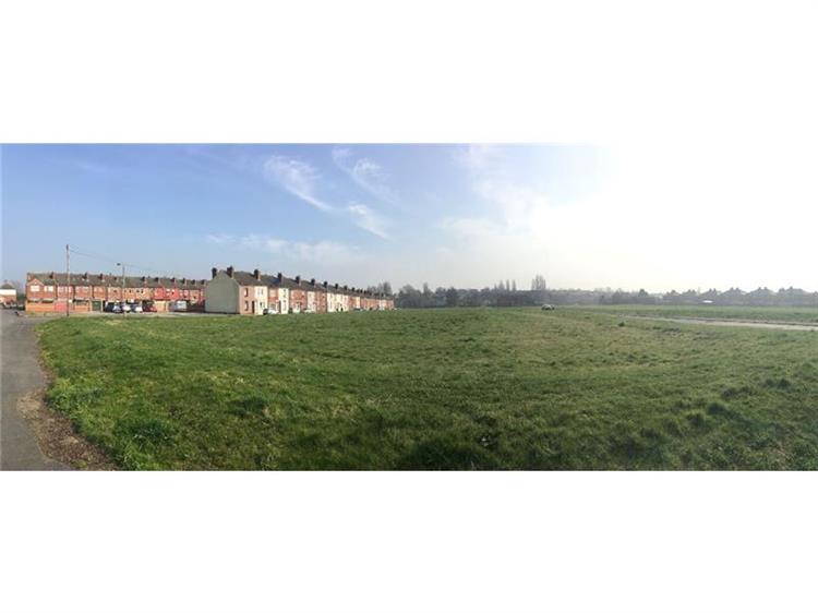 Industrial Property For Sale in Hemsworth, West Yorkshire, WF9 4QX