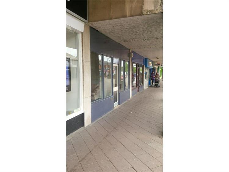 Retail Property To Let in Newport Road, Caldicot, Sir Fynwy, NP26 4BG
