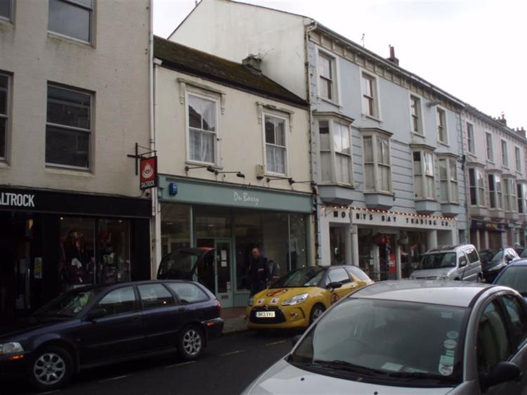 Residential Property For Sale in River Street, Truro, Cornwall, TR1 2SQ