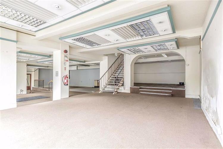 Retail Property For Sale in Killigrew Street, Falmouth, Cornwall, TR11 3PN