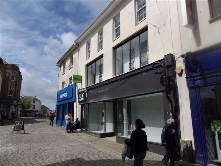 Retail Property To Let in Market Place, Penzance, TR18 2JF