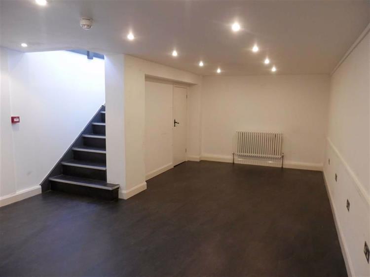 Retail Property To Let in Market Place, Penzance, TR18 2JD