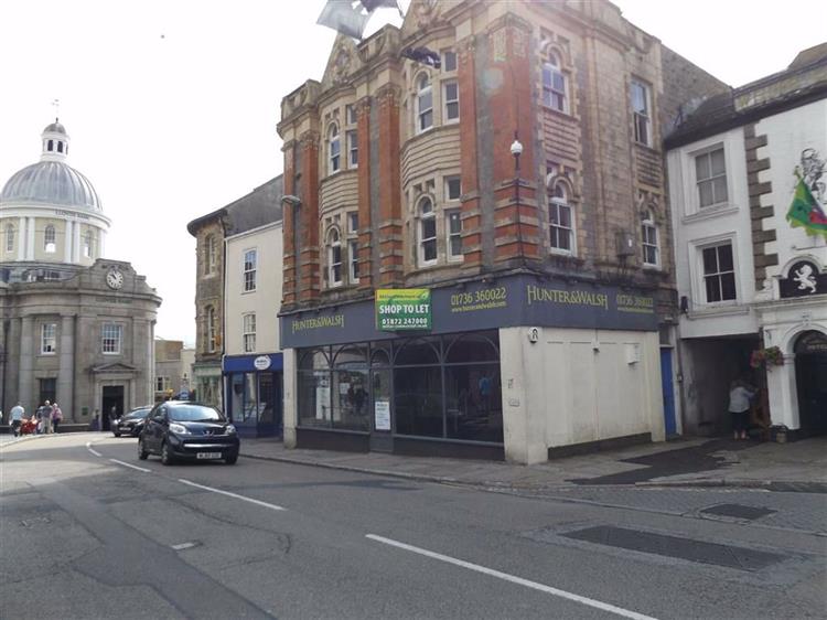Retail Property To Let in Market Place, Penzance, TR18 2JD